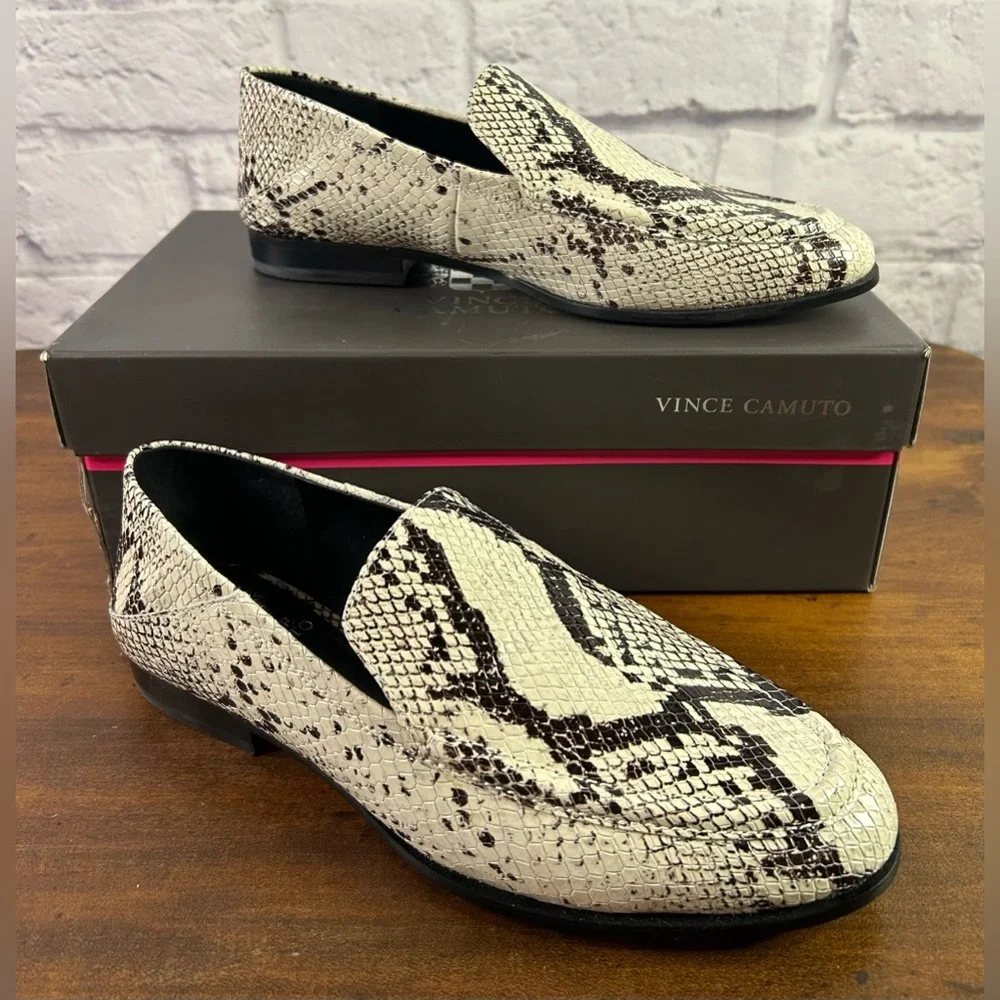 Vince Camuto Jendeya Seashell Multi Tucson Snakeskin Pattern Flats